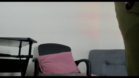 Snapshot of lizeth_white chatting on 08/05/26, 04:37 lizeth_white online show from 08/05/26, 04:37