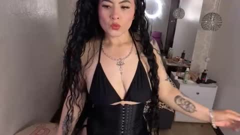 Snapshot of lizha_milf chatting on 12/03/25, 05:33 Lizha online show from 12/03/25, 05:33