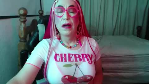 Snapshot of lizicherystrawbery chatting on 03/29/26, 09:42 Lizi Chery Strawbery online show from 03/29/26, 09:42
