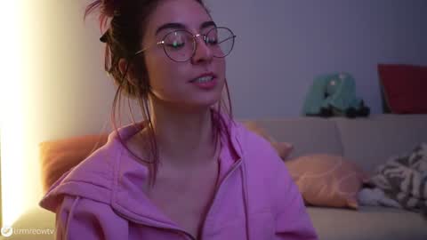 Snapshot of lizmreow chatting on 02/20/26, 02:08 Liselle online show from 02/20/26, 02:08