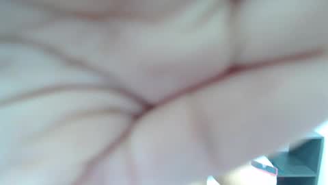 Snapshot of lizowenn_ chatting on 03/03/25, 12:16 LIZETH online show from 03/03/25, 12:16