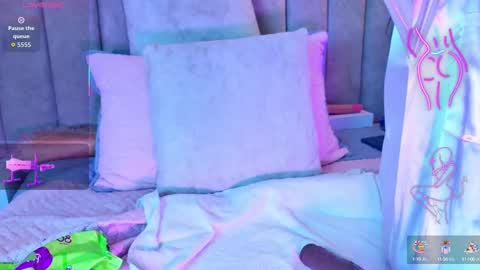 Liz online show from 09/25/25, 07:17