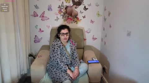 Snapshot of lizysoul chatting on 01/05/25, 12:31 Lizy online show from 01/05/25, 12:31