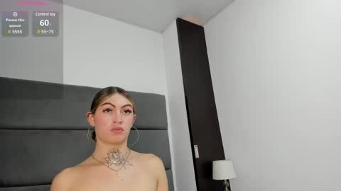 Snapshot of lizz_luna chatting on 02/11/25, 05:29 lizz_luna online show from 02/11/25, 05:29