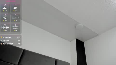 Snapshot of lizz_luna chatting on 02/24/25, 03:20 lizz_luna online show from 02/24/25, 03:20