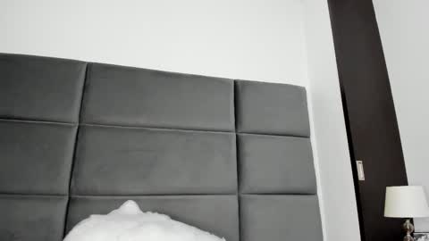 Snapshot of lizz_luna chatting on 10/11/25, 03:32 lizz_luna online show from 10/11/25, 03:32