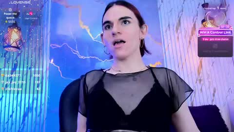 Lizeth  Tatiana Mahecha online show from 05/31/26, 08:10