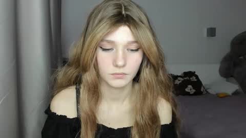 Snapshot of lizza_a chatting on 03/25/26, 08:48 lizza_a online show from 03/25/26, 08:48