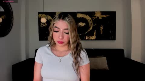 Lizz online show from 11/08/25, 07:34