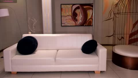 Snapshot of lizzhamilton_ chatting on 11/27/25, 08:00 Lizzi online show from 11/27/25, 08:00