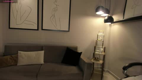 Lizzi  online show from 01/05/26, 08:56