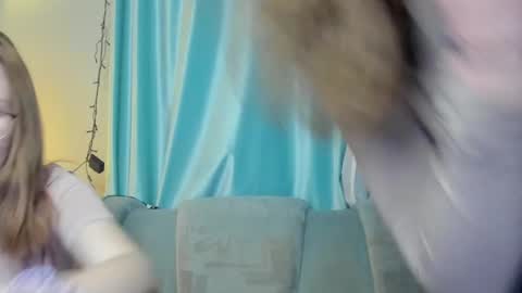 lizzi_muur online show from 01/08/25, 07:13