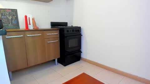 lizzie_williamss online show from 09/26/25, 03:32