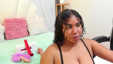 lizzie_williamss online show from 11/09/25, 03:05