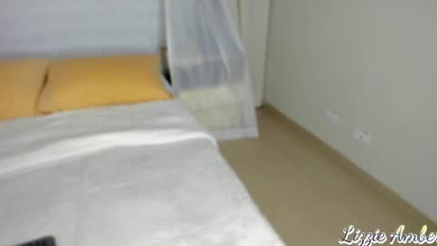 Snapshot of lizzieamber chatting on 12/13/24, 09:46 lizzieamber online show from 12/13/24, 09:46