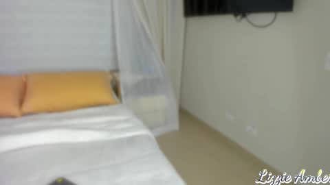 Snapshot of lizzieamber chatting on 03/11/25, 08:41 lizzieamber online show from 03/11/25, 08:41