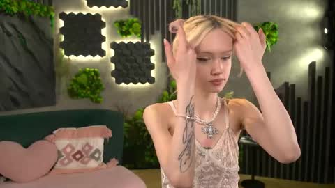 Liza online show from 05/07/26, 01:16