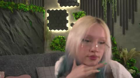 Liza online show from 05/14/26, 07:04