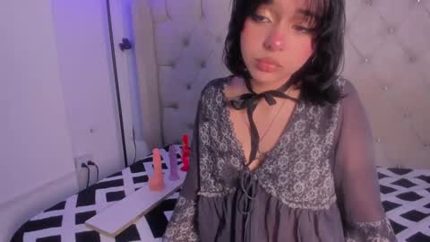 Lizz  online show from 10/14/25, 11:33