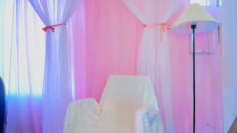 Snapshot of lizzy_kane chatting on 03/14/26, 08:14 lizzy_kane online show from 03/14/26, 08:14