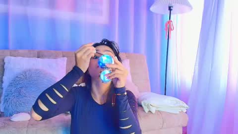 Snapshot of lizzy_kane chatting on 04/16/26, 08:20 lizzy_kane online show from 04/16/26, 08:20