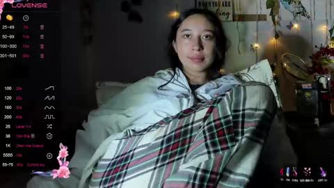 lizzy online show from 03/09/25, 02:18