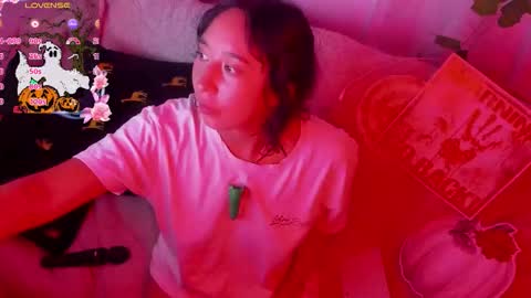 lizzy online show from 10/12/25, 02:43