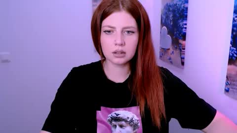 Lizzy3 online show from 09/21/25, 12:18