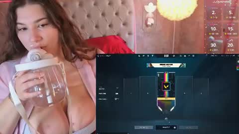 Snapshot of lizzy_sky chatting on 06/17/26, 10:50 LizzySky online show from 06/17/26, 10:50