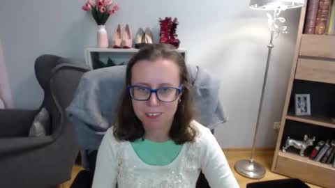 Lizzy online show from 10/01/25, 04:51