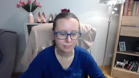 Lizzy online show from 12/02/25, 05:35