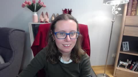 Lizzy online show from 12/05/25, 05:38