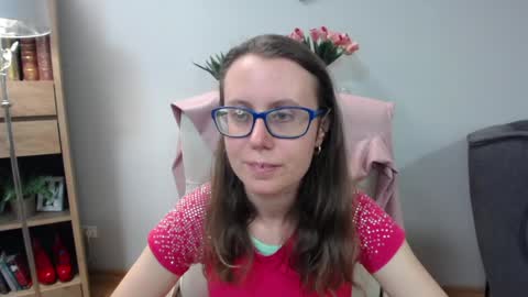 Lizzy online show from 05/04/26, 06:20