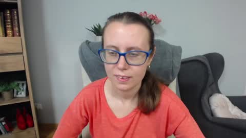 Lizzy online show from 05/20/26, 04:29