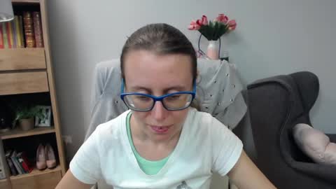 Lizzy online show from 06/01/26, 04:25
