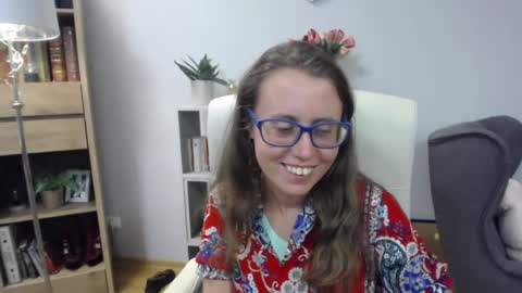 Lizzy online show from 07/14/26, 10:21