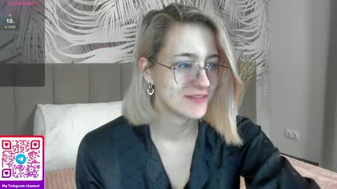 lizzysin online show from 05/25/26, 01:55