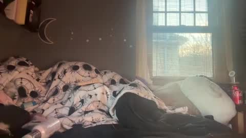 lizzybunny online show from 02/28/25, 04:53