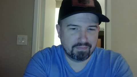 Snapshot of lj345689 chatting on 03/08/26, 10:46 lj345689 online show from 03/08/26, 10:46