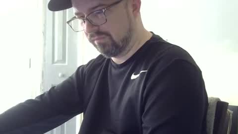 Snapshot of lj345689 chatting on 04/07/26, 01:22 lj345689 online show from 04/07/26, 01:22