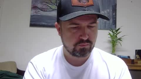 Snapshot of lj345689 chatting on 04/13/26, 12:49 lj345689 online show from 04/13/26, 12:49