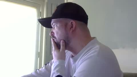 Snapshot of lj345689 chatting on 04/15/26, 05:09 lj345689 online show from 04/15/26, 05:09