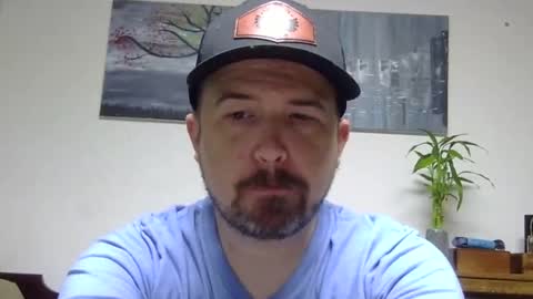 Snapshot of lj345689 chatting on 04/25/26, 11:35 lj345689 online show from 04/25/26, 11:35