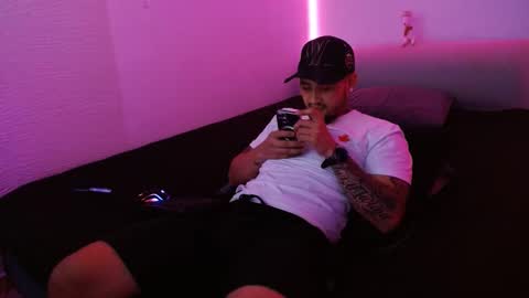 Snapshot of lliamm_2 chatting on 01/26/25, 03:58 lliamm 2 online show from 01/26/25, 03:58