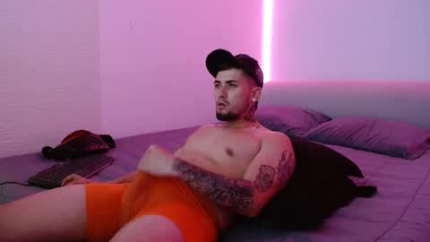 Snapshot of lliamm_2 chatting on 02/08/25, 01:11 lliamm 2 online show from 02/08/25, 01:11