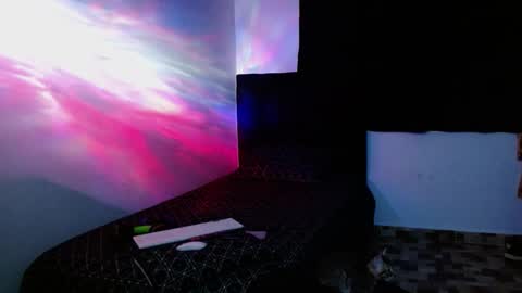 Snapshot of lliamm_2 chatting on 11/14/25, 07:07 lliamm 2 online show from 11/14/25, 07:07