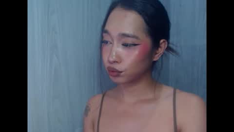 Snapshot of lloydsuck chatting on 10/27/25, 05:50 Lloyd online show from 10/27/25, 05:50