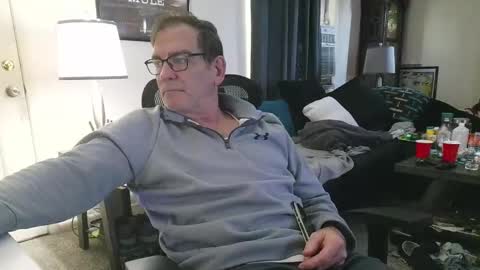 Snapshot of lngdickdaddy chatting on 11/03/25, 12:50 LongDick Daddy online show from 11/03/25, 12:50