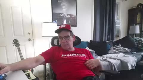 Snapshot of lngdickdaddy chatting on 11/09/25, 02:04 LongDick Daddy online show from 11/09/25, 02:04