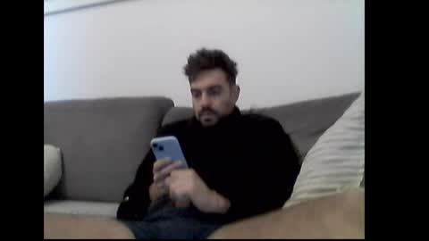 Snapshot of lnnc5 chatting on 10/31/25, 09:21 lnnc5 online show from 10/31/25, 09:21